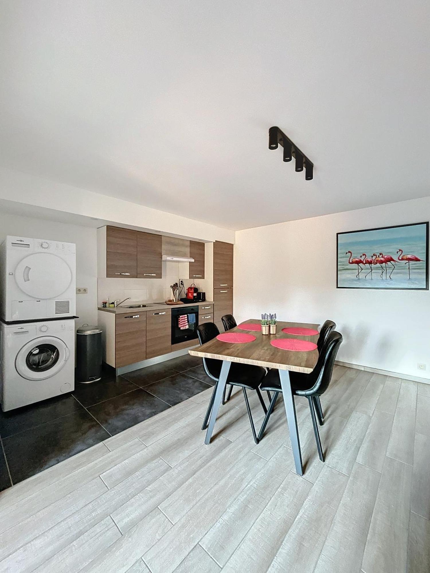 Nomad Apartments - Henin Charleroi Room photo